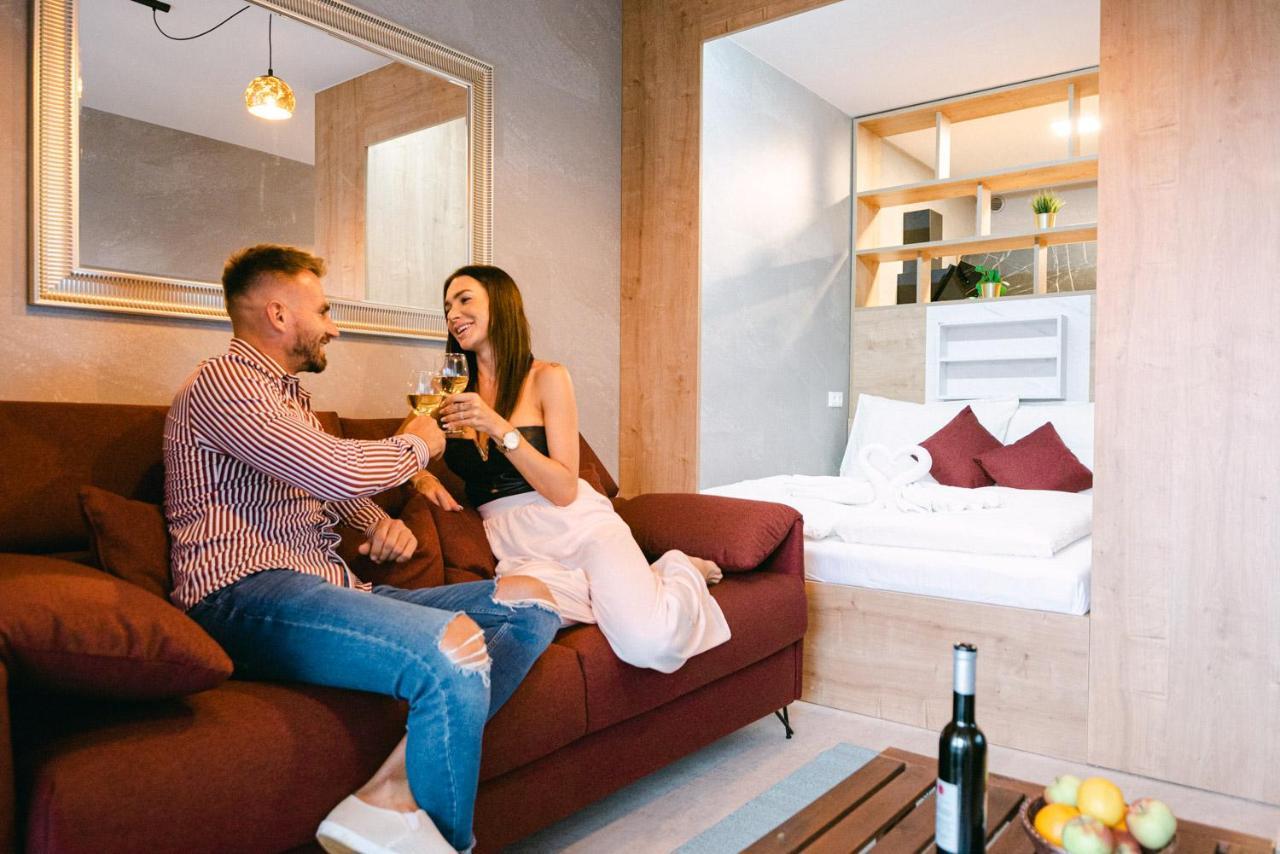 Svarog Unique Apartment Bratislava Esterno foto