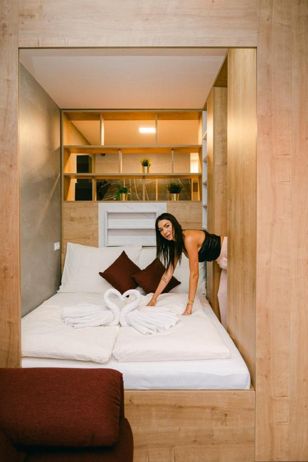 Svarog Unique Apartment Bratislava Esterno foto